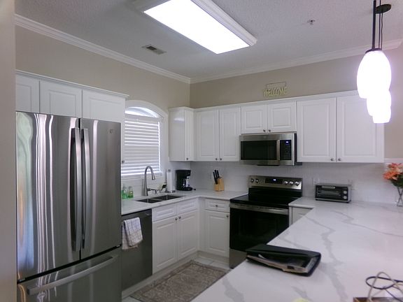 5th image of 4879 Dahlia Ct #302-1-302