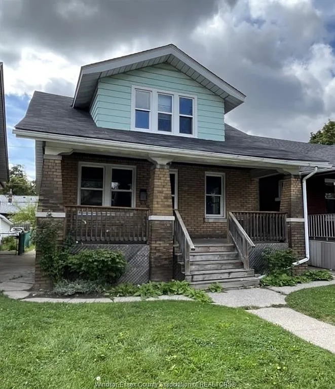 7 bed, 2.5 bath, $2,800 — Photo 1