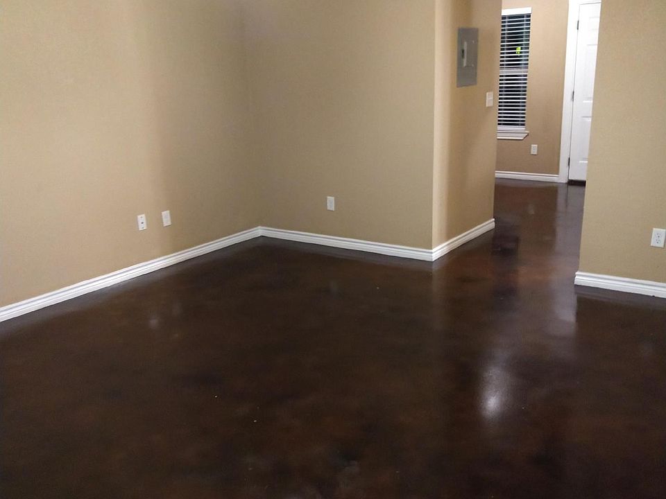 2nd image of 302 Shady Grove Dr APT F