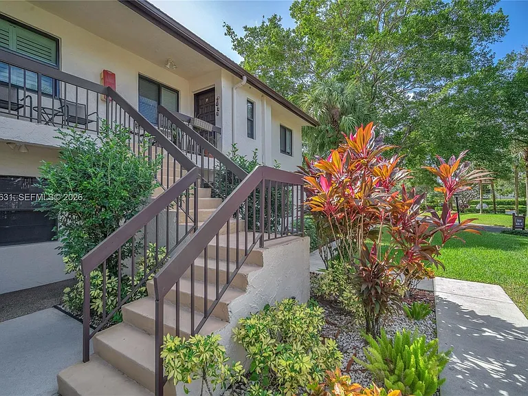 7956 Eastlake Dr #F — Photo 2