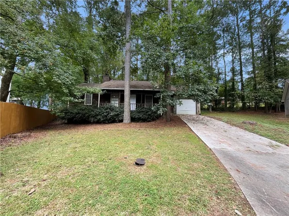 4043 Chedworth Way, Stone Mountain, GA 30083