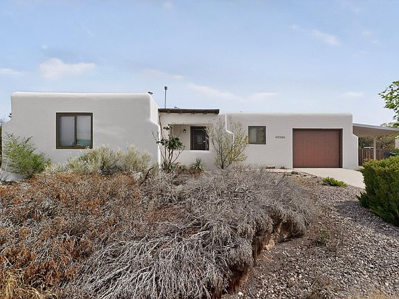 3rd image of 4709 El Hachero Ct SE