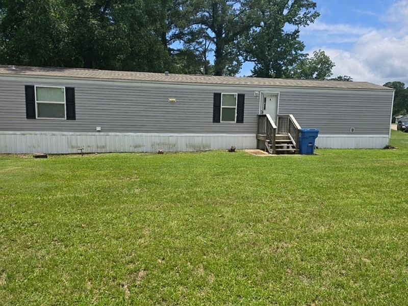 1st image of 128 Lancelot Cir