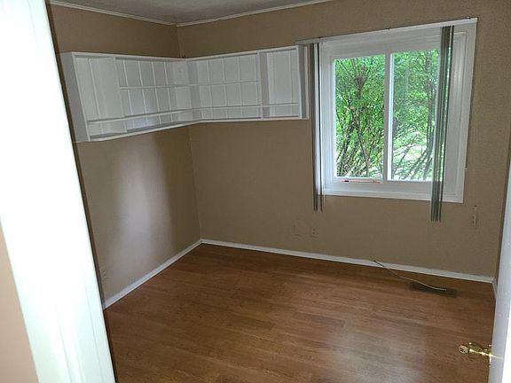 3rd image of 1401 W Ashland Ave