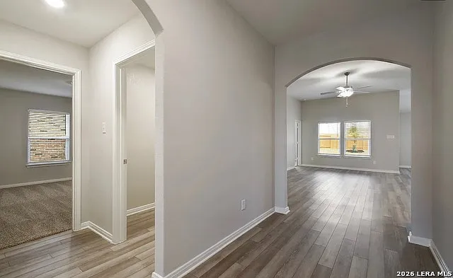 4 bed, 2.0 bath, 1843 sqft, $2,199 — Photo 2