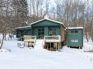 44 Lake Rd, Bondville, VT 05340