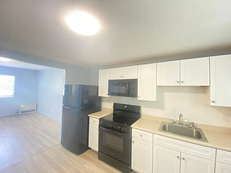 59 Lafayette St #C — Photo 2