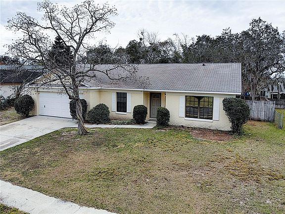 4th image of 2722 Millican Dr