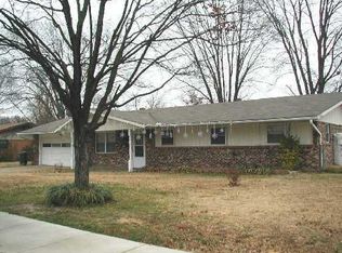 311 Carlton St, Springdale, AR 72762