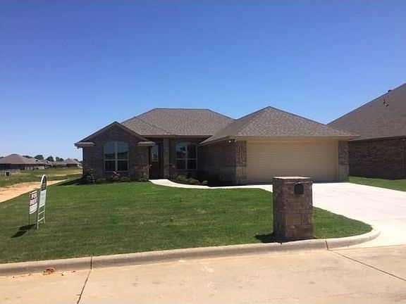 3rd image of 9112 Parkview Cir