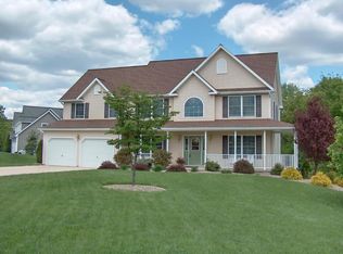1416 McKeag Dr, Williamsport, PA 17701