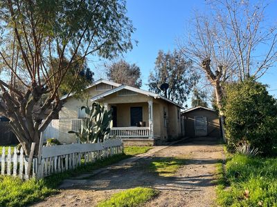 712 S G St, Madera, CA, 93637