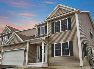 35 Brittany Lane St, Albans Town, VT 05478