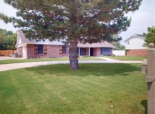 2418 Wildwood Dr, Woodward, OK 73801