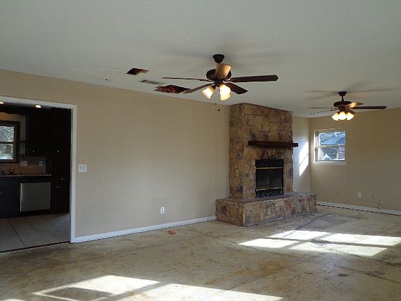 4th image of 4668 Cyril Dr