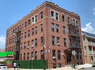 88-40 144th St #D5, Jamaica, NY 11435