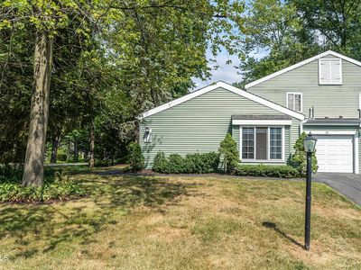 22 Leaf Road, Delmar, NY, 12054