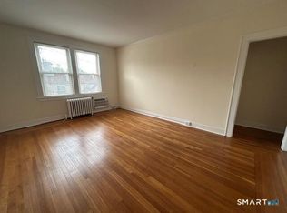 90 Grove St #C5, Stamford, CT 06901