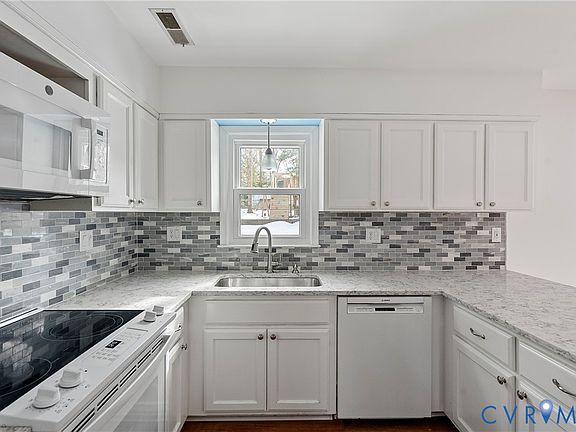 5th image of 10723 Timberun Rd