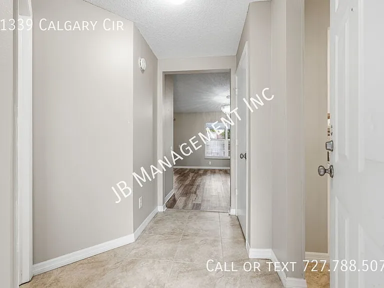 11339 Calgary Cir — Photo 3