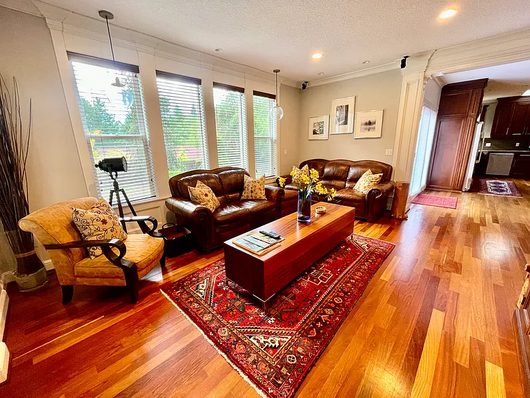 4635 SW 47th Ave — Photo 12