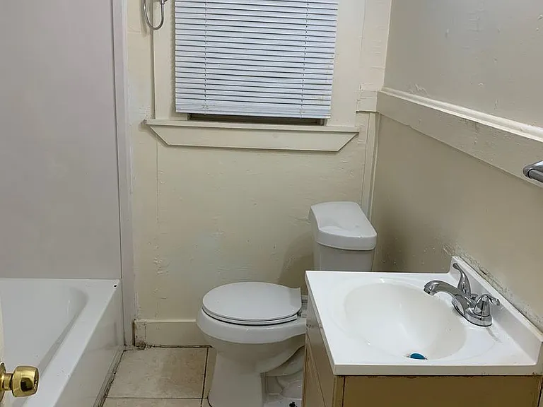 2855 Potter Dr — Photo 8