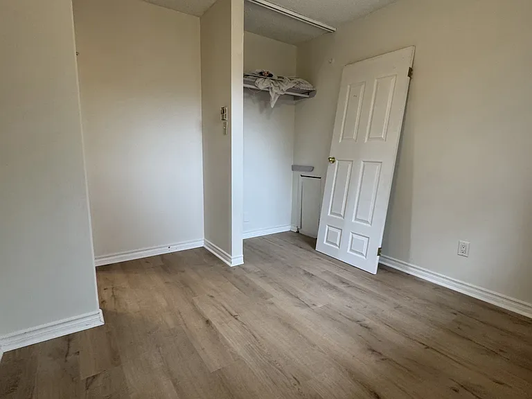 18 Annamaria Dr — Photo 17