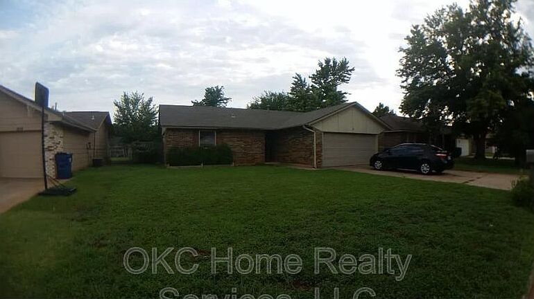1st image of 1030 W Gladys Way