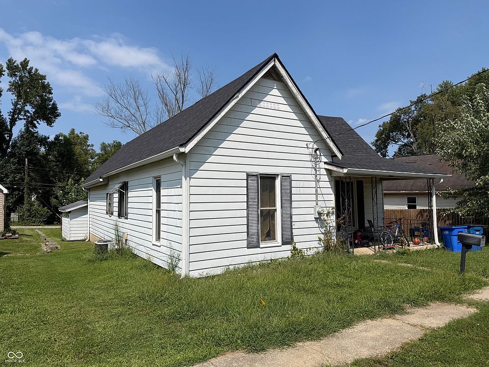 2nd image of 1325 4th St