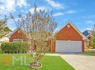 405 Grove Spring Ct NW, Lilburn, GA 30047