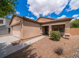 562 E Christopher St, San Tan Valley, AZ 85140