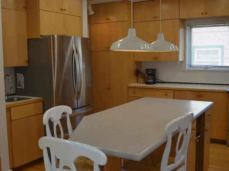 15 Ortley Ave — Photo 7