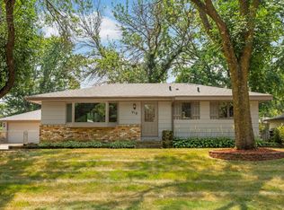 918 Norwood Ave, Anoka, MN 55303