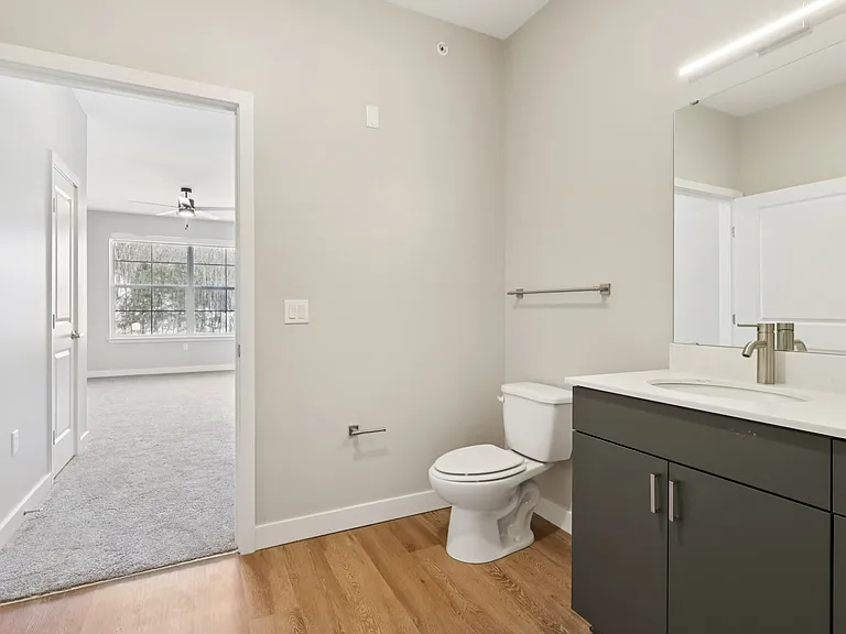 Berkshire Apartments — Photo 29