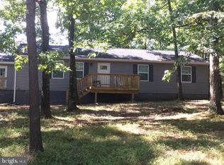 500 Northwood Cir, Cross Junction, VA 22625