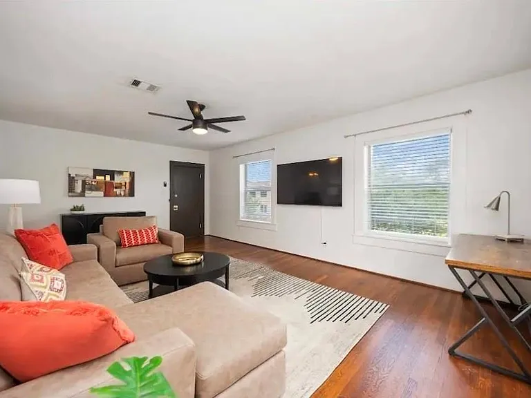 2714 Palm St #2 — Photo 15