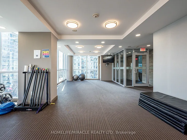223 Webb Dr #502 — Photo 39