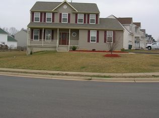 1 Sunset Ridge Ln, Fredericksburg, VA 22405