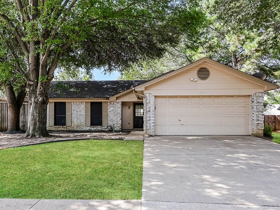 1st image of 2810 Glen Hollow Cir