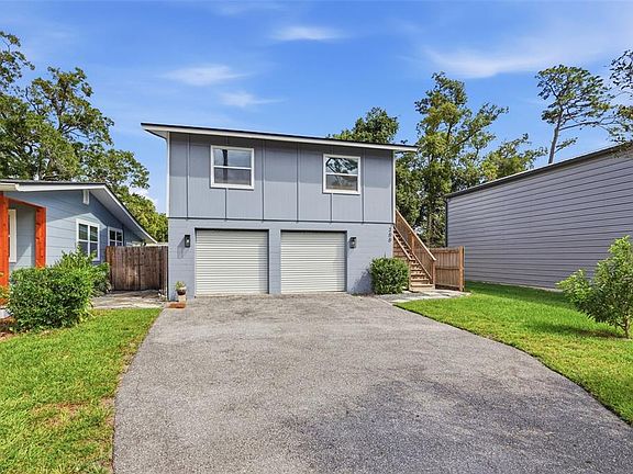 3rd image of 4479 FAIRVIEW AVENUE