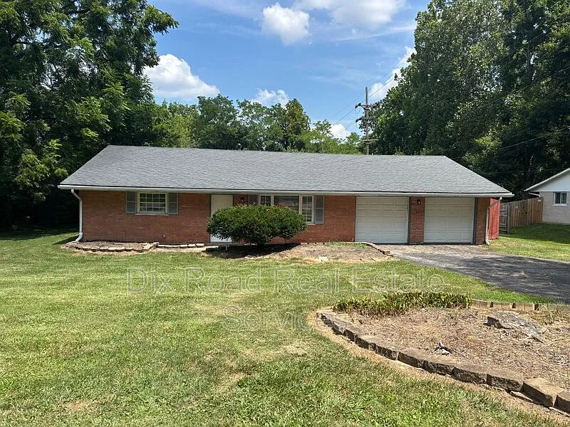 440 McCreary Ct