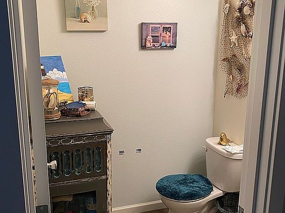 1/2 bath