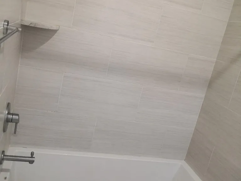 1104 Lemon St — Photo 3