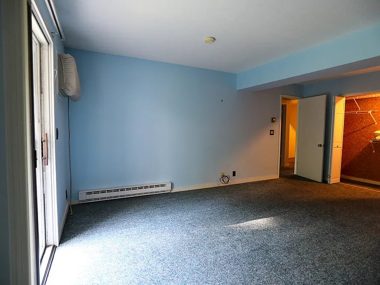 111 Brook Holw — Photo 17