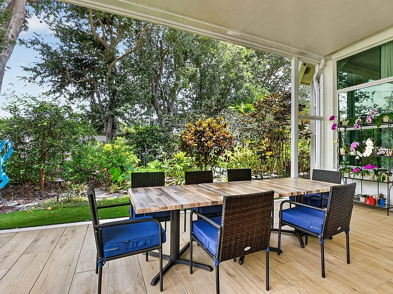 7843 Villa D Este Way — Photo 51