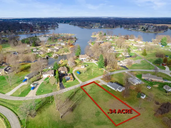 319 Santee Dr, Greensburg, IN 47240