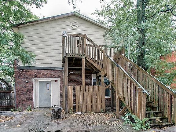 3rd image of 205 N Mathewson Ave #2