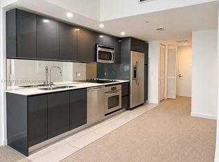 31 SE 6th St APT 405, Miami, FL 33131