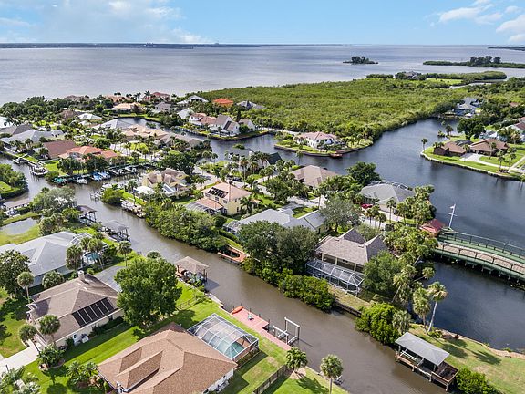 4th image of 475 River Moorings Dr