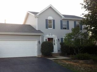 2819 Randall Ridge Dr, Elgin, IL 60124